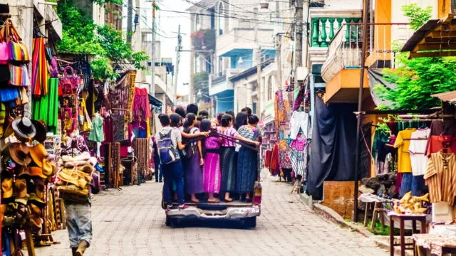 <b>Chichicastenango</b> et les marchés typiques du Guatemala
