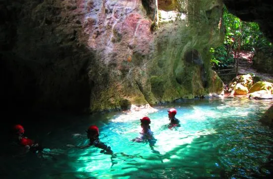 que faire au Belize atm cave